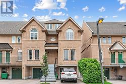 31 - 80 STRATHAVEN DRIVE  Mississauga, ON L5R 3V9