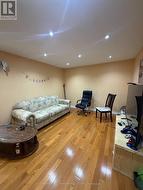 10 HENDRICKS CRESCENT  Brampton, ON L6Y 4K9