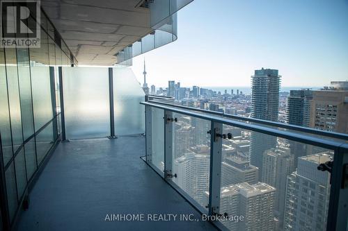 4907 - 1 BLOOR STREET E , Toronto, Ontario M4W 1A9 2