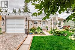 631 Brookpark Drive SW  Calgary, AB T2W 2P8