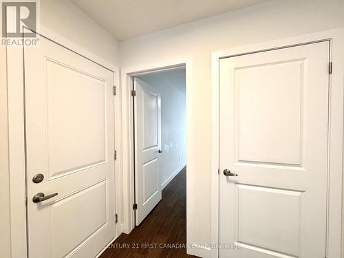 29 - 349 SOUTHDALE ROAD E , London South (South W), Ontario N6E 1A2 5