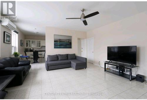 2ND FLOOR - 3199 DUFFERIN STREET , Toronto, Ontario M6A 2T2 2
