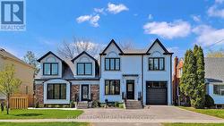 82 ELLINGTON DRIVE  Toronto, ON M1R 3Y1
