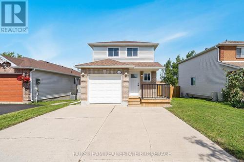12 ARTHUR AVENUE  Barrie, ON L4M 6H3