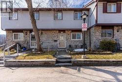 57 - 45 HANSEN ROAD N  Brampton, ON L6V 3C5