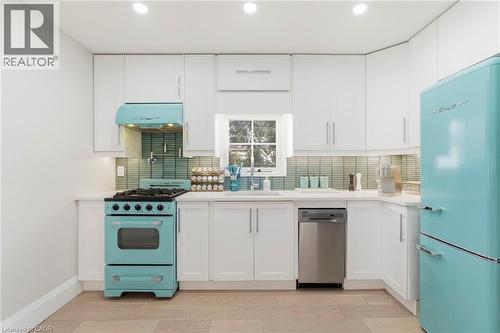 285 Beach Boulevard, Hamilton, ON 