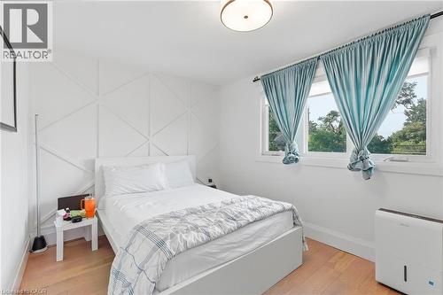 285 Beach Boulevard, Hamilton, ON 