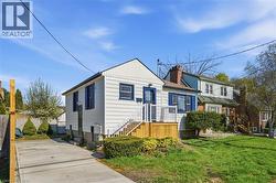 894 GARTH Street  Hamilton, ON L9G 4K9