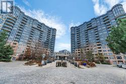 PH63 - 23 COX BOULEVARD Markham, ON L3R 7Z9