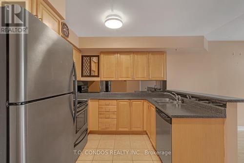 906 - 33 ELM DRIVE W , Mississauga, Ontario L5B 4M2 5
