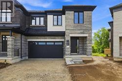 106 VALLEY TRAIL PLACE  Hamilton (Waterdown), ON L8B 2A2