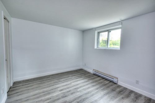 Chambre à coucher - 771 Rue Julien, Laval (Sainte-Dorothée), QC 