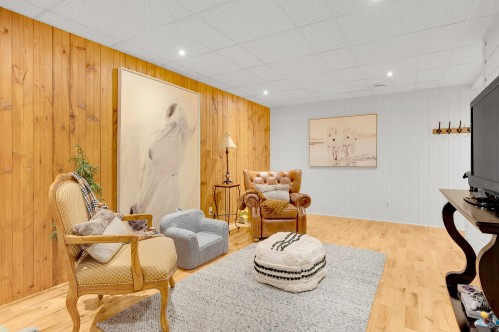 Salle familiale - 2220 Mtée Ste-Therese, Saint-Jérôme, QC 