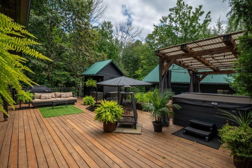 Terrasse - 2220 Mtée Ste-Therese, Saint-Jérôme, QC 