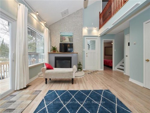 53 Lindale Avenue, Tiny, ON 