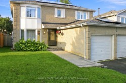 50 Lumsden Crescent  Whitby, ON L1R 1G5