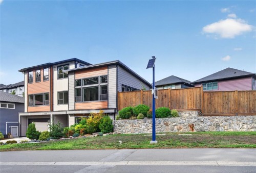 2991 Irwin Rd, Langford, BC 
