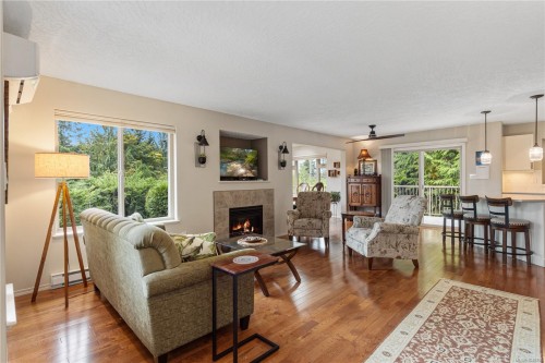 1676 Lailah'S Loop, Qualicum Beach, BC 