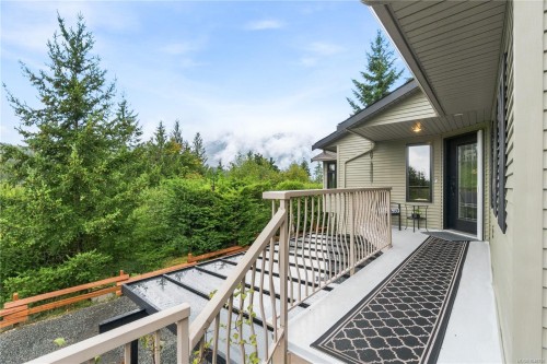 1676 Lailah'S Loop, Qualicum Beach, BC 