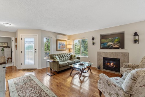 1676 Lailah'S Loop, Qualicum Beach, BC 