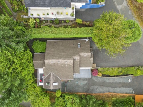 1676 Lailah'S Loop, Qualicum Beach, BC 