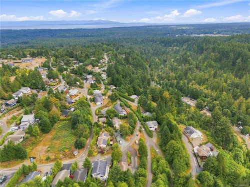 1676 Lailah'S Loop, Qualicum Beach, BC 