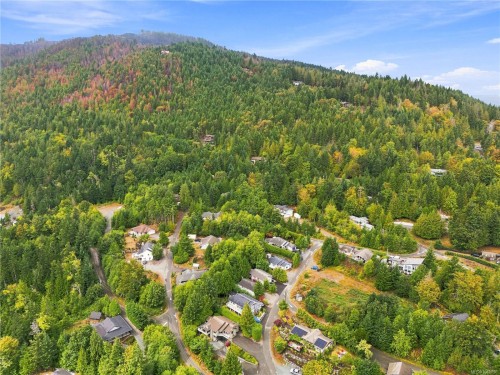1676 Lailah'S Loop, Qualicum Beach, BC 