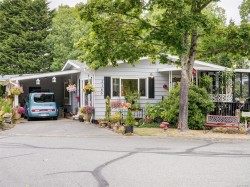 2166 Summergate Blvd  Sidney, BC V8L 4L1