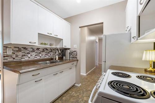 9-18 Roman St, Winnipeg, MB 