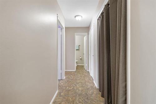 9-18 Roman St, Winnipeg, MB 