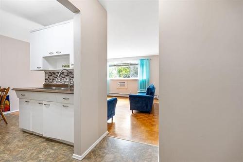 9-18 Roman St, Winnipeg, MB 