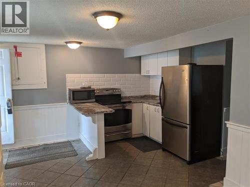 98 WEST Avenue N Unit# LOWER , Hamilton, Ontario L8L 5C3 4