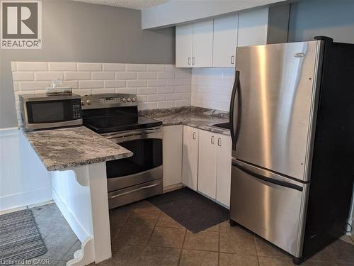 98 WEST Avenue N Unit# LOWER , Hamilton, Ontario L8L 5C3 5