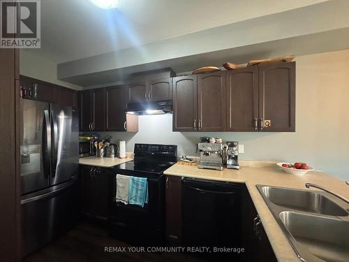 59 - UPPER - 175 STANLEY STREET , Barrie, Ontario L4M 0G2 5