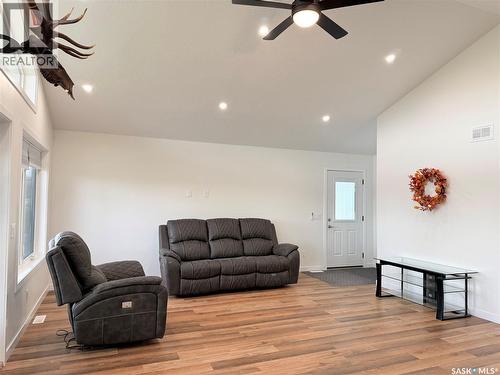337 Railway Avenue, Broderick, SK 