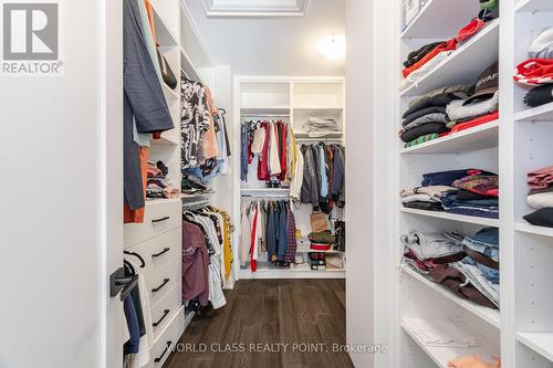 560 Woodview Road, Burlington, ON 