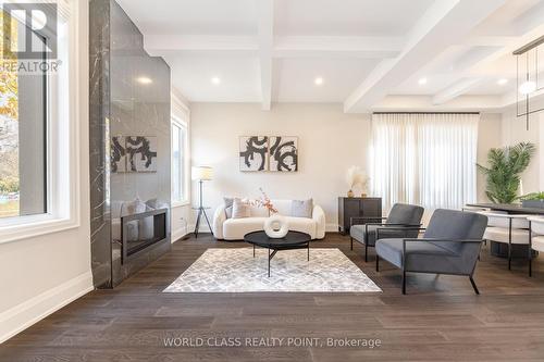 560 Woodview Road, Burlington, ON 
