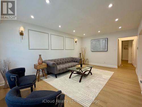119 DIXON STREET  Kitchener, ON N2G 3E8