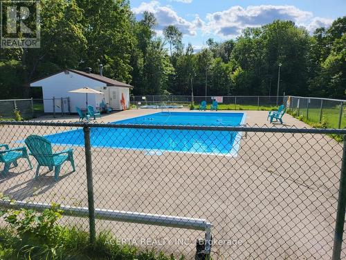 249 Teal Crescent, Ottawa, ON 