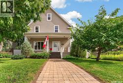 1129 1st AVENUE NE  Moose Jaw, SK S6H 1A2