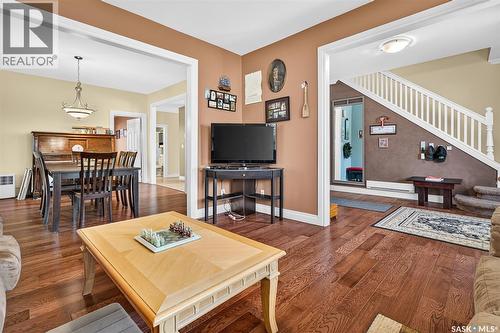 1129 1St Avenue Ne, Moose Jaw, SK 