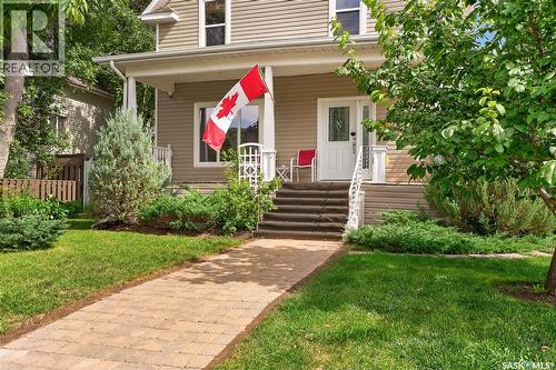 1129 1St Avenue Ne, Moose Jaw, SK 