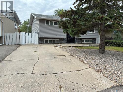 114 Rothwell Crescent, Regina, SK 