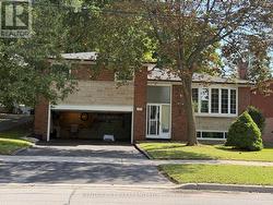 59 CEDAR DRIVE  Toronto, ON M1J 3E9
