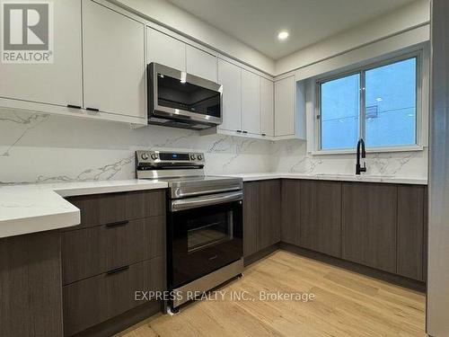 2 - 1328 AVENUE ROAD , Toronto, Ontario M5N 2G9 3