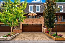 26 QUAIL VALLEY DRIVE Markham, ON L3T 4R3