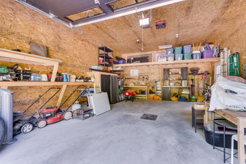 Garage - 99 Ch. Du Huard, Val-Des-Bois, QC 