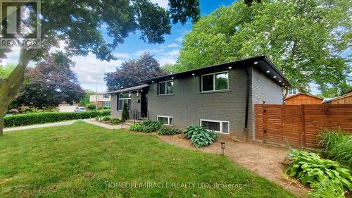 374 Book Road, Grimsby, ON 