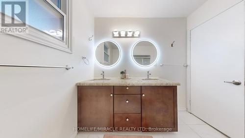 374 Book Road, Grimsby, ON 