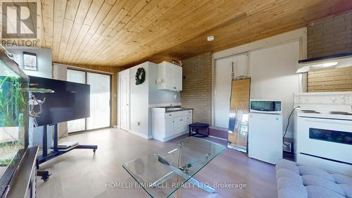 374 Book Road, Grimsby, ON 